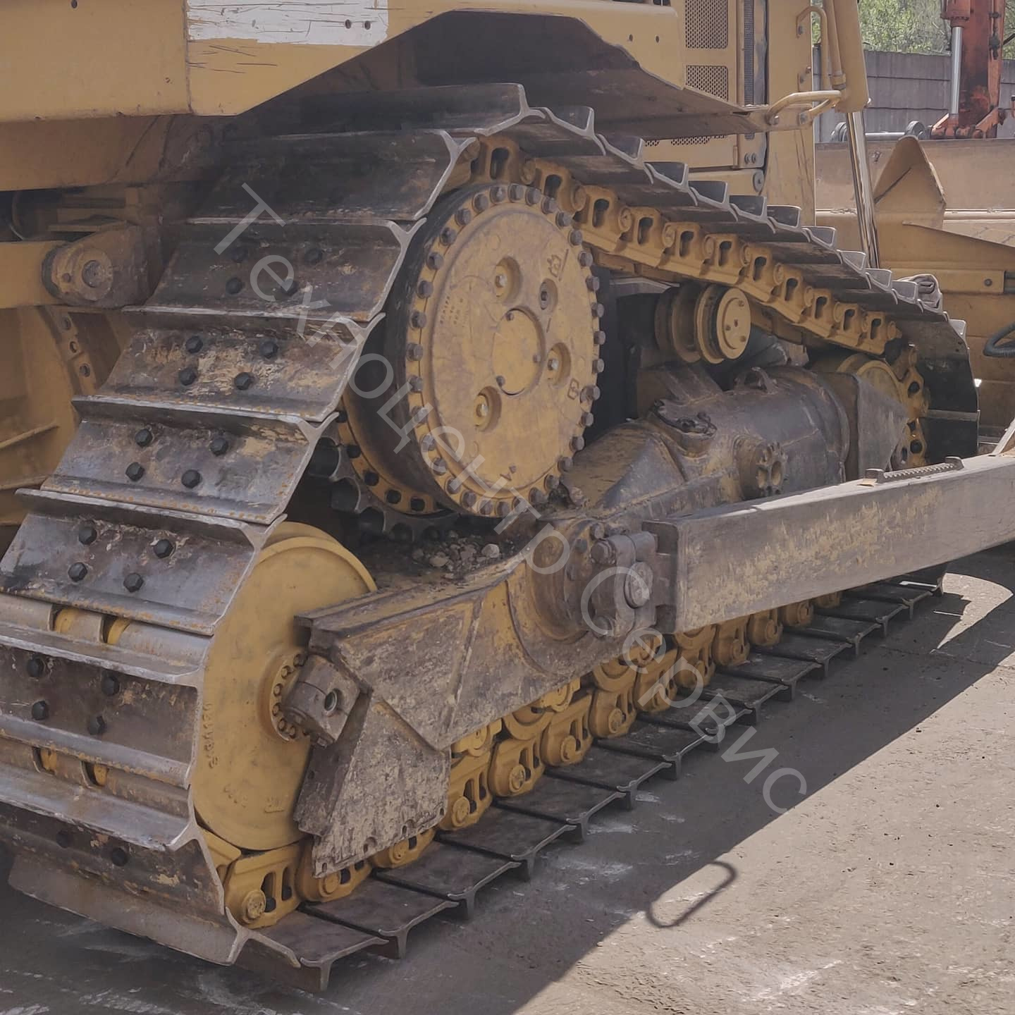 Ремонт ходовой бульдозера CAT D6R