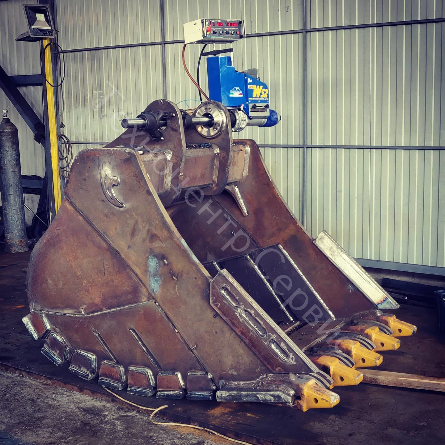 Изготовили ковш скальный усиленный, объемом - 1,7м³, для Doosan 340 LC