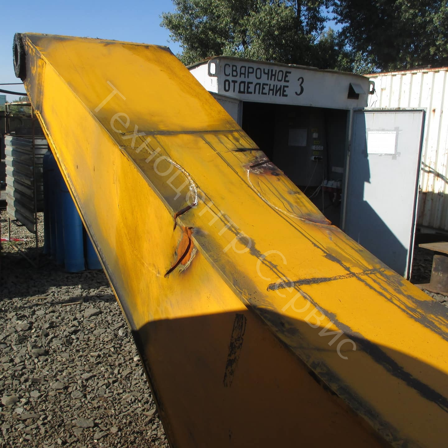 Ремонт стрелы экскаватора JCB